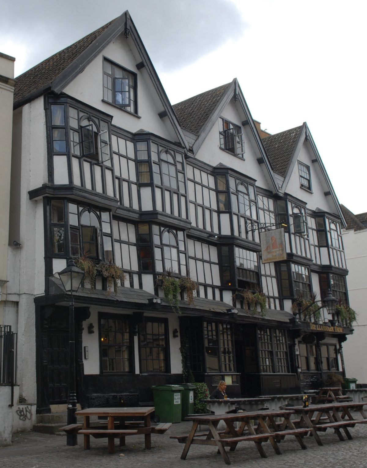 Historic pubs of Bristol - a member's guide